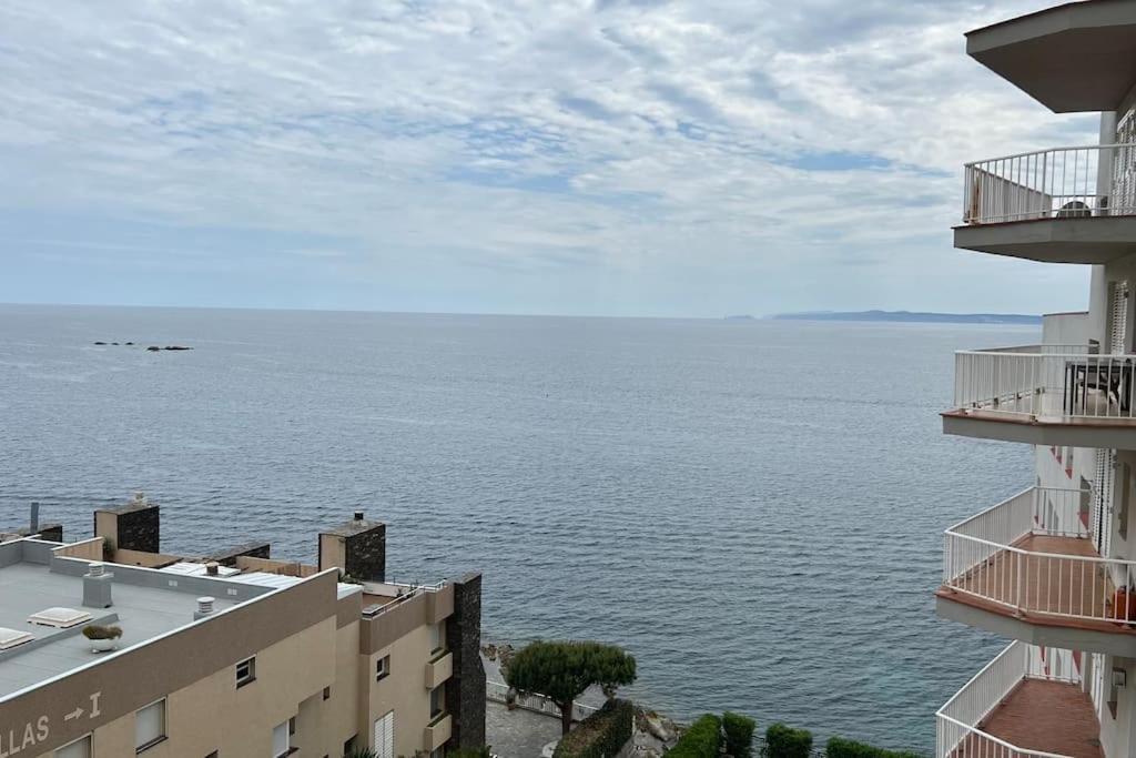 Apartamento Tres Habitaciones Con Vistas Al Mar En Roses Ngoại thất bức ảnh