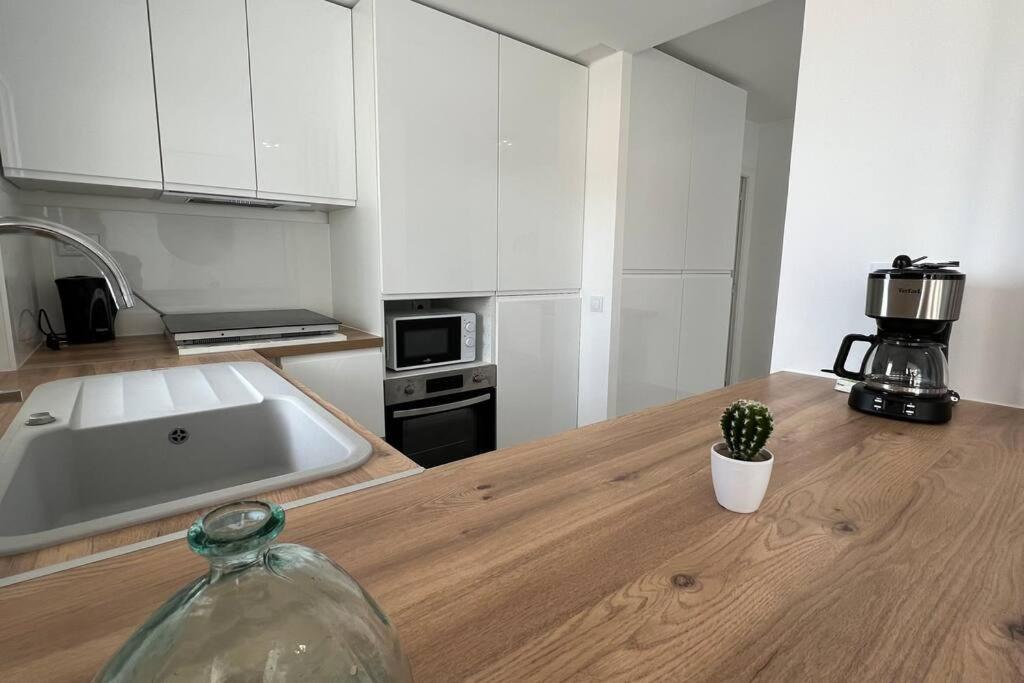 Apartamento Tres Habitaciones Con Vistas Al Mar En Roses Ngoại thất bức ảnh